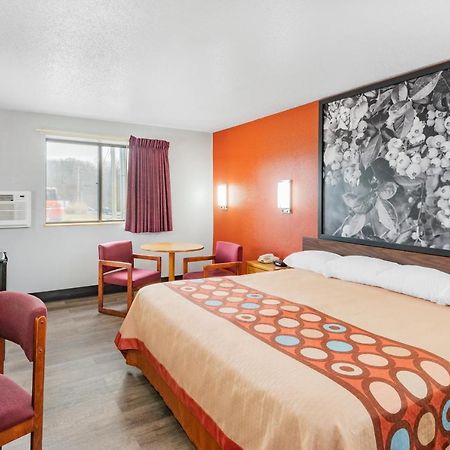 Готель Super 8 By Wyndham Waynesburg Екстер'єр фото