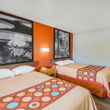 Готель Super 8 By Wyndham Waynesburg Екстер'єр фото